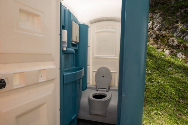 Best Portable toilet rental cost  in On Top Of The World Designated Place, FL